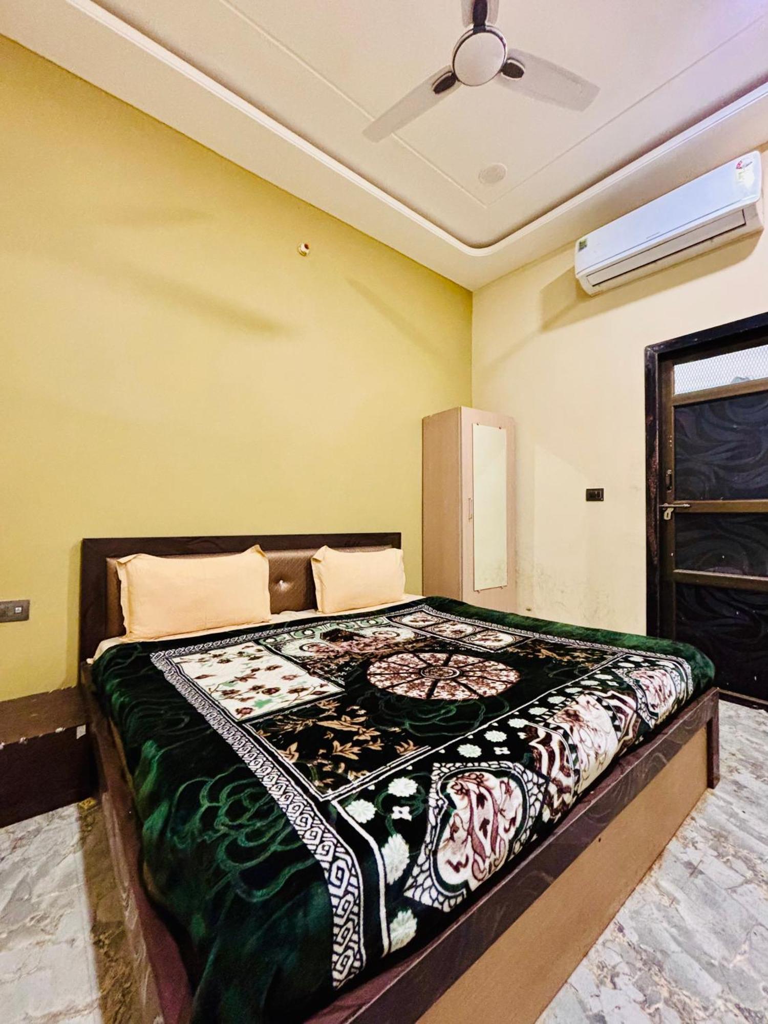Shree Shyam Hotel Toran Dawar Khātu Buitenkant foto