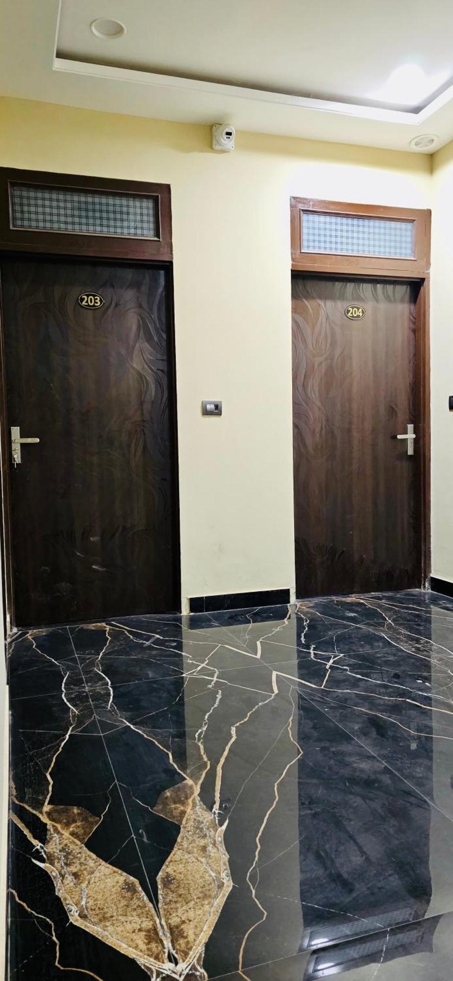 Shree Shyam Hotel Toran Dawar Khātu Buitenkant foto