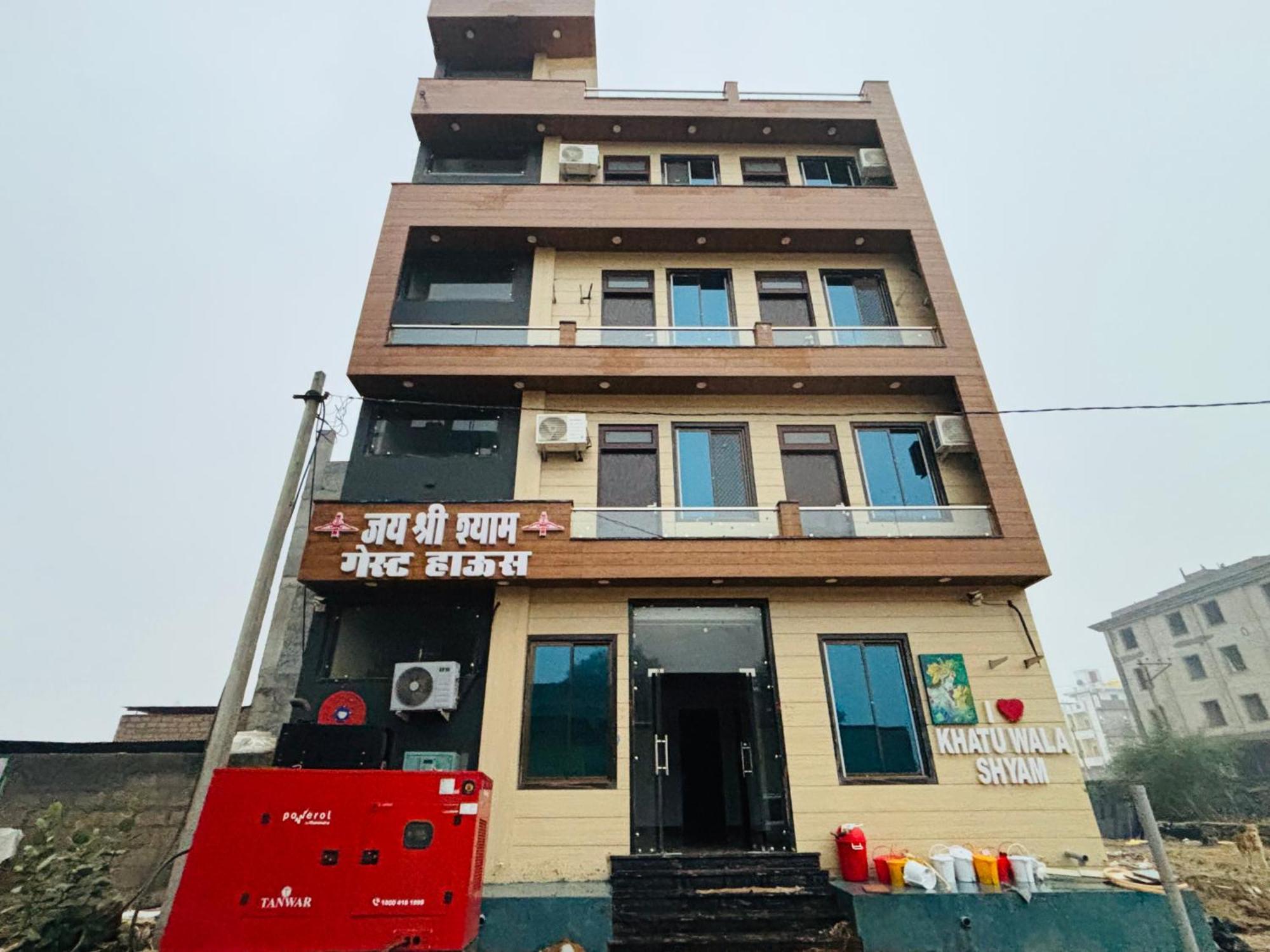 Shree Shyam Hotel Toran Dawar Khātu Buitenkant foto